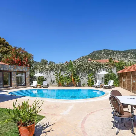 فندق Bambi Konacik